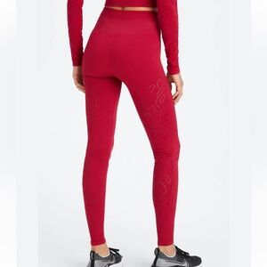 Fabletics High Waisted Lace Seamless Leggings
